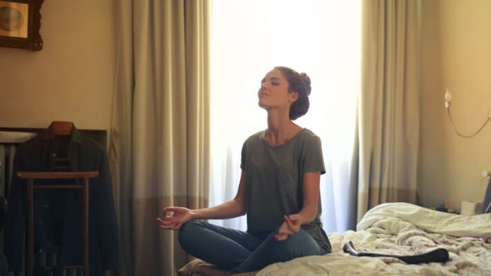 Techniques de relaxation pour mieux dormir : guide complet